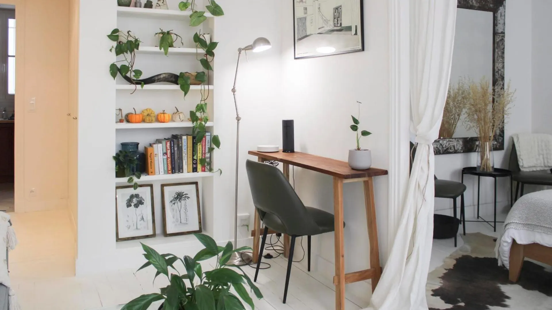 Apartment Beautiful Renovated In